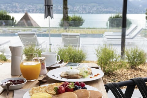 Food, Lake view, Landmark view, Mountain view, Pool view, Buffet breakfast