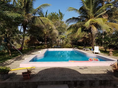 Villa Amarant - Private Garden with Pool Retreat House in Senegal