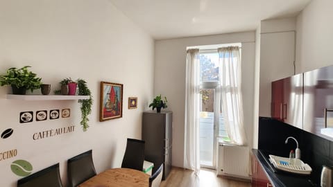 ELENA flat Orchidee Duisburg Zentrum Apartamento in Duisburg