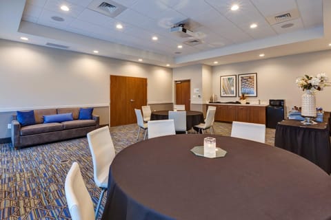 Meeting/conference room