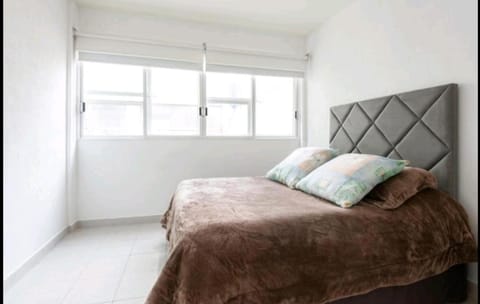 Pennsylvania WTC High End 1parking/2BR/2BA Apartment in Mexico City