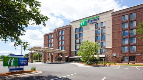 Holiday Inn Express & Suites Bloomington West, an IHG Hotel Hotel in Bloomington