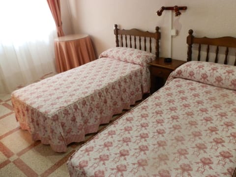 Hostal San Poul Bed and Breakfast in La Mancha