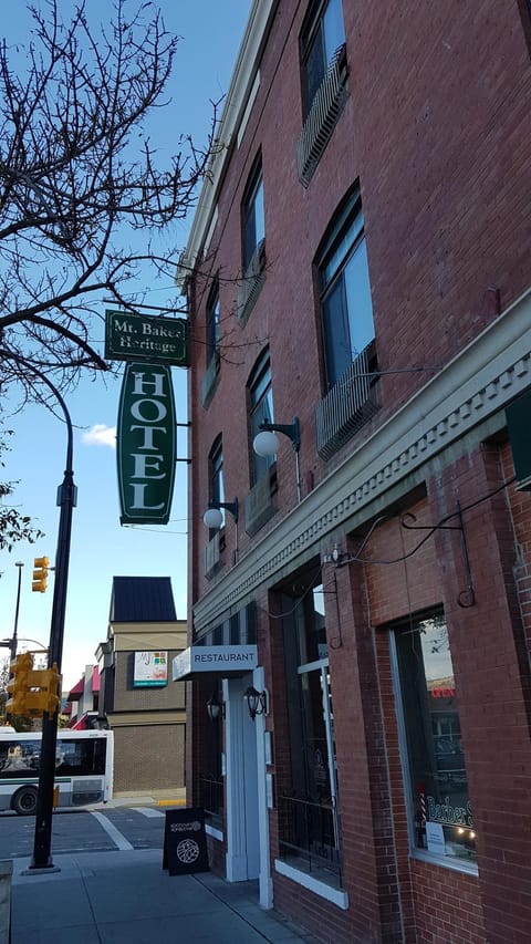 Property building, Facade/entrance