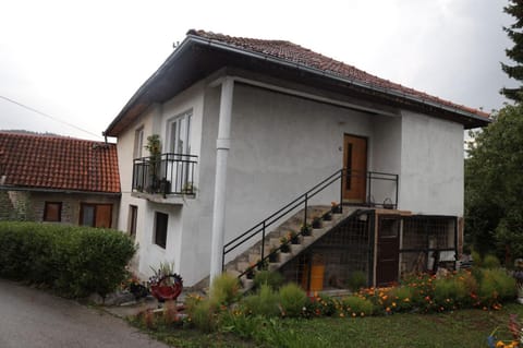 Smeštaj u Novoj Varoši, Zlatar Apartment in Zlatibor District, Serbia