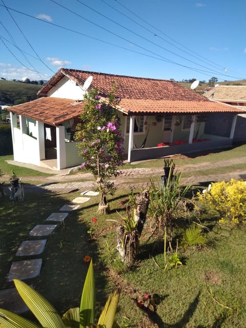 Hospedagem Carvalho House in Cunha