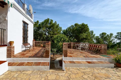 Villa Cortijo del Peñón House in Axarquía