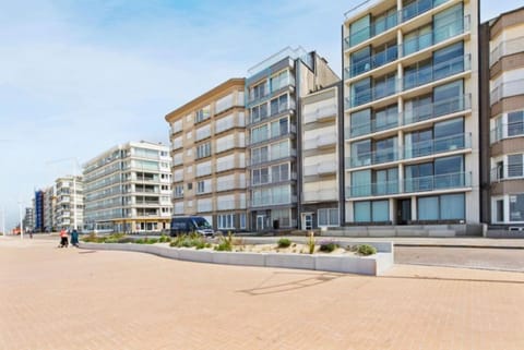 Property building, Neighbourhood, Beach, Sea view, Quiet street view