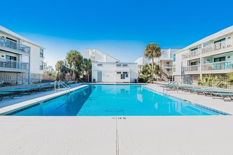 Cotton Bayou 4H Apartment in Orange Beach