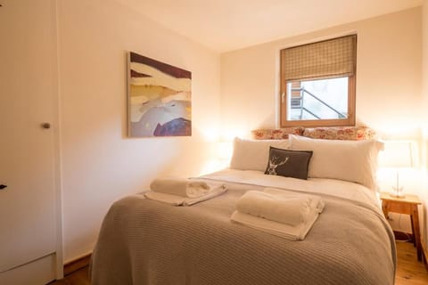 Cosy And Stylish 1 Bed Apartment, 300m From Cable Apartamento in Bagnes