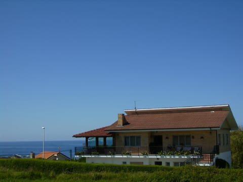 Pensión Bella Vista Übernachtung mit Frühstück in Western coast of Cantabria