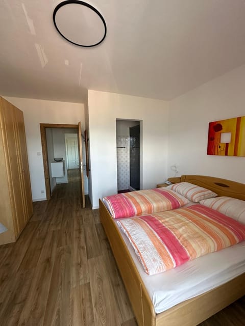 Shower, Bed, Bedroom, wardrobe