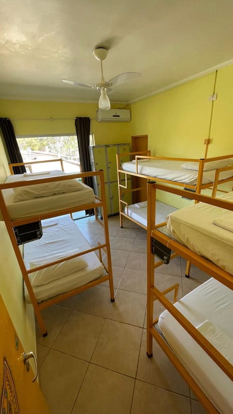 Bed, Photo of the whole room, Bedroom, bunk bed, fireplace, air conditioner