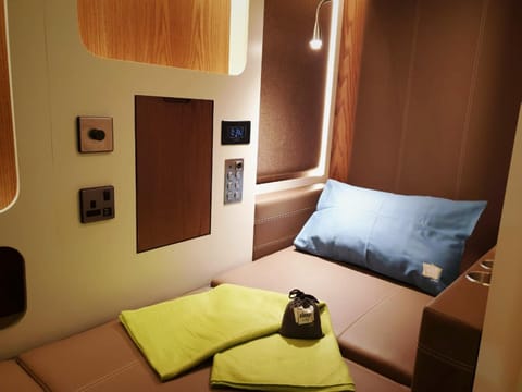 sleep 'n fly Sleep Lounge, C-Gates Terminal 3 - TRANSIT ONLY Capsule hotel in Al Sharjah