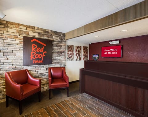 Red Roof Inn Indianapolis South Motel in Indianapolis