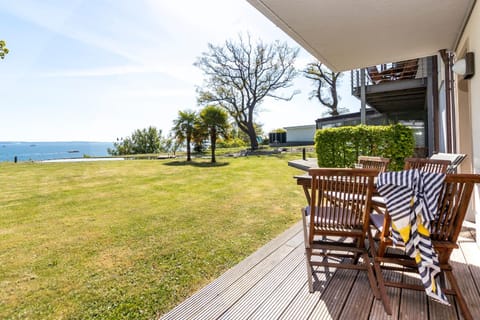 Garden, Sea view