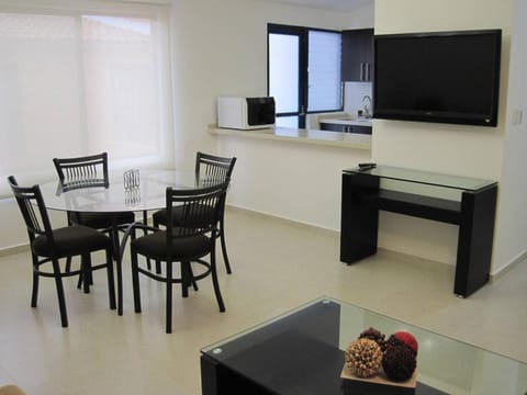 Suite Comfort Ideal Alberca Av Bernardo Quintana 24C Condo in Santiago de Queretaro