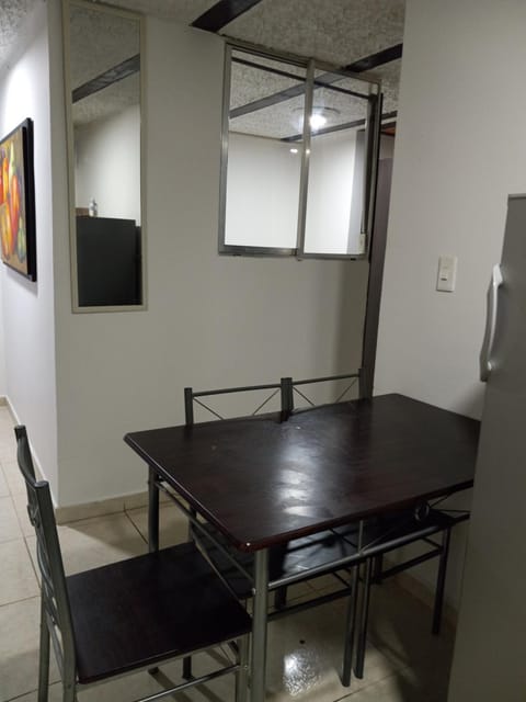 Apartamento CERCA AEROPUERTO, Fotos y huellas para visa americana, embajada EEUU Apartment in Bogota