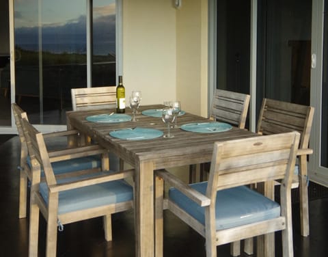 Balcony/Terrace, Dining area