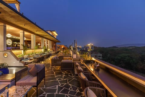 Night, Natural landscape, View (from property/room), Balcony/Terrace, Seating area