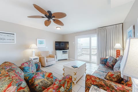 The Breeze by Meyer Vacation Rentals House in West Beach