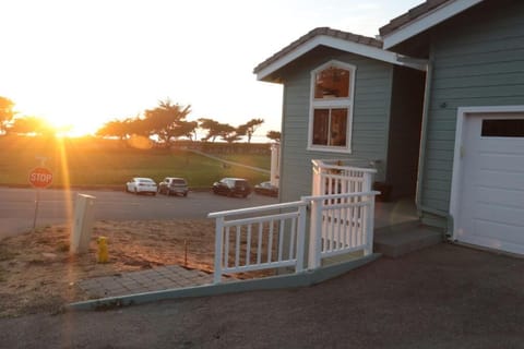 For Sea Forever House in Cambria