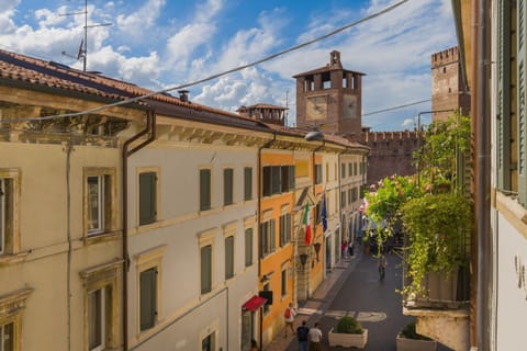 Property building, Street view