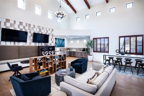 Luxury Condos by Meridian CondoResorts- Scottsdale Apartment hotel in McCormick Ranch