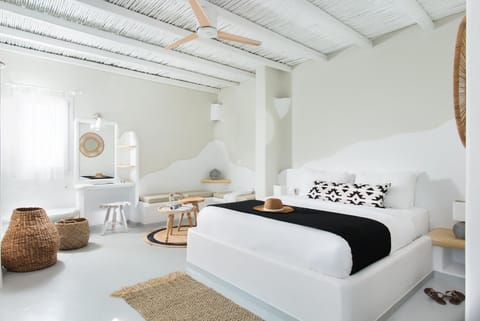 Perla Suites - Delmar Collection Bed and Breakfast in Pollonia