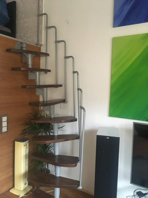 Wiesbaden Mitte, Apartment mit Galerie Apartment in Wiesbaden