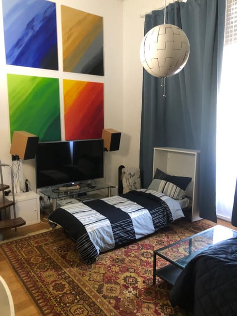 Wiesbaden Mitte, Apartment mit Galerie Apartment in Wiesbaden