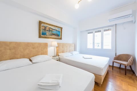 Victoria Queens Suites Apartments Apartment in Athens