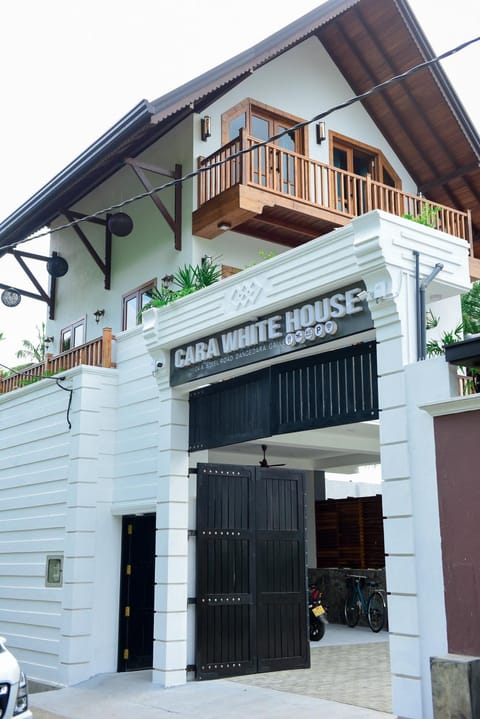 Cara White House Bed and Breakfast in Galle