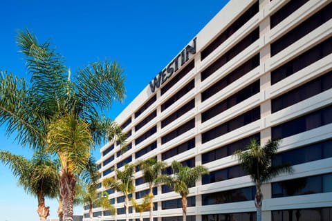 The Westin Los Angeles Airport Hotel in Inglewood