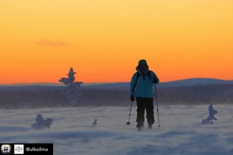 People, Neighbourhood, Natural landscape, Activities, Winter, Skiing, Sunset