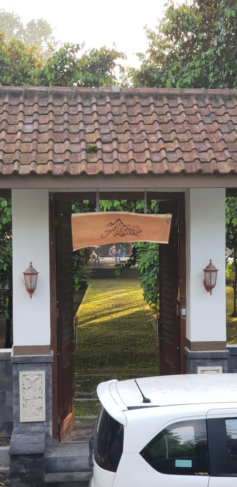 Griya Akbar House in Special Region of Yogyakarta