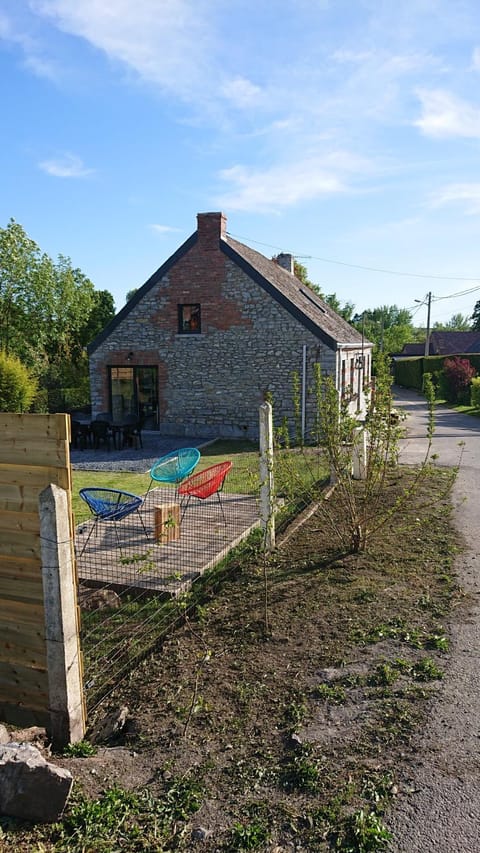 Le 3 de Gussignies House in Hauts-de-France