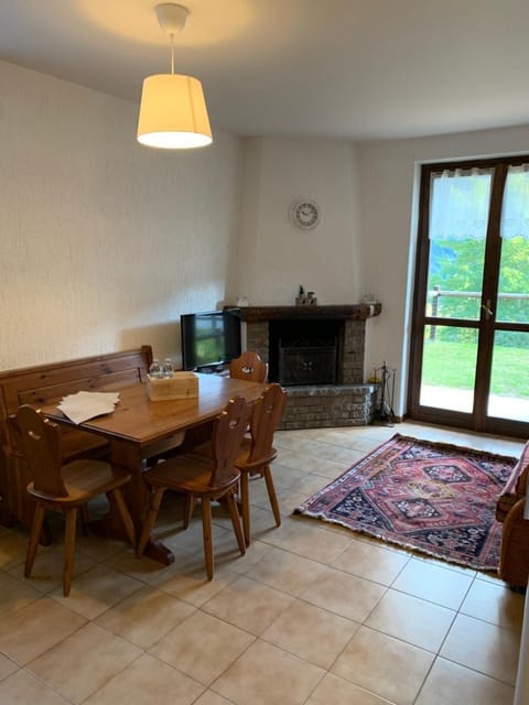 Trilocale Fumeclo Apartment in Province of Brescia