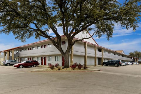 Red Roof Inn & Suites Irving - DFW Airport South Hôtel in Irving