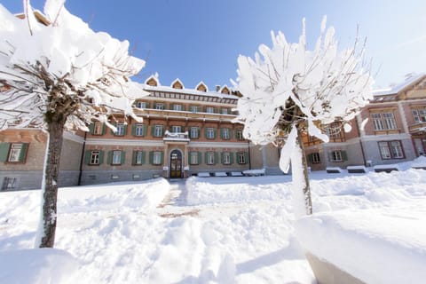 Property building, Day, Winter