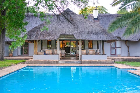 Mziki Safari Lodge Albergue natural in Gauteng