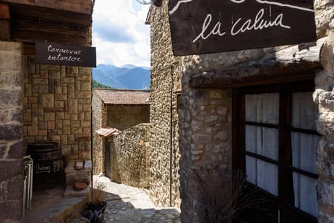 La Calma de Bellver Bed and Breakfast in Cerdanya