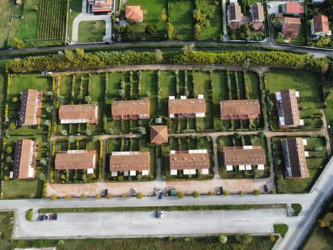 Property building, Bird's eye view