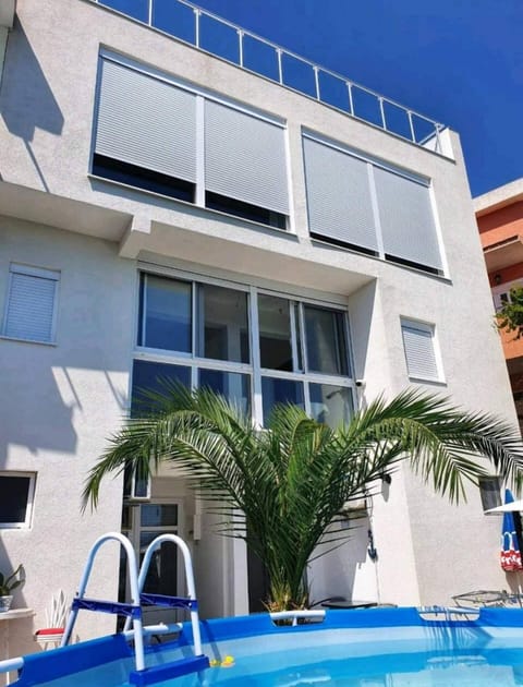 Apartmani Avanti Becici Eigentumswohnung in Budva Municipality