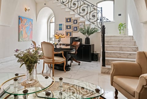 Casa Nova - Luxury Suites & Boutique Apart-Hotel Appart-hôtel in Tel Aviv-Yafo
