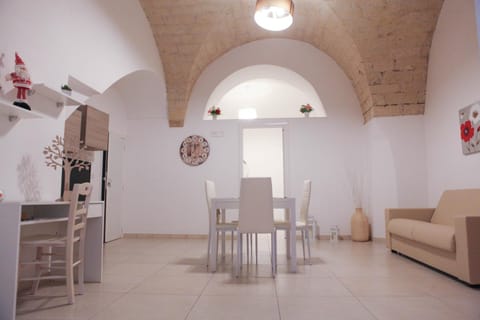 APARTAMENTS DEL SOLE Apartment in Bari