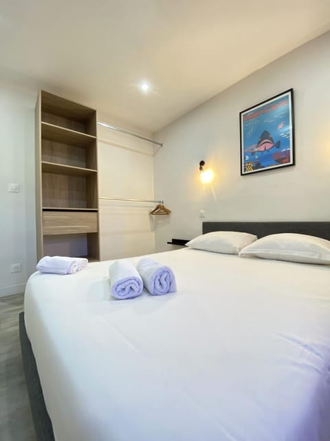 La Clé -Climatisation - Parking privé - Idéale - Professionnels - Familles - Amis Apartment in Hyères