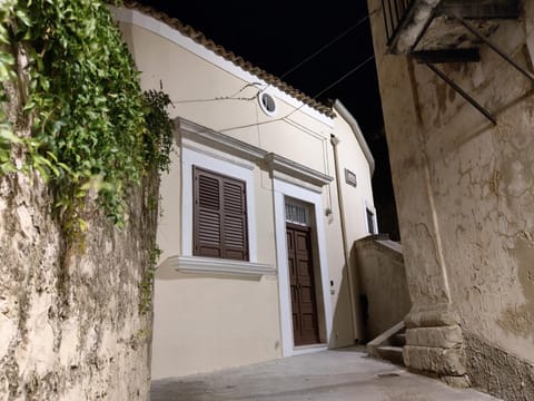 Casa Mavì Limite delle due Matrici House in Modica