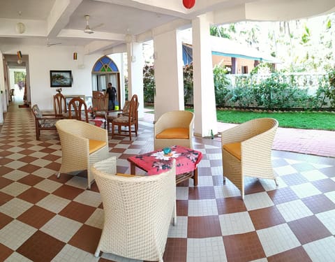 Bluesea Beach Resort Hotel in Candolim