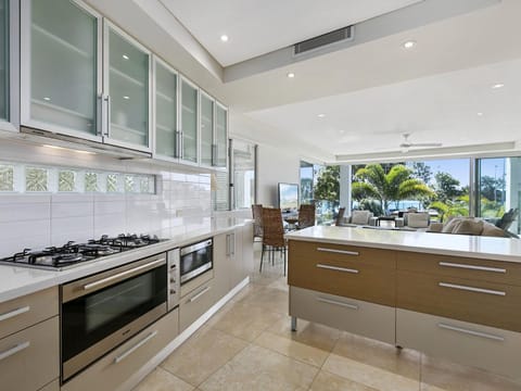 Unit 2 Wai Cocos 215 Gympie Terrace Noosaville Apartment in Noosaville